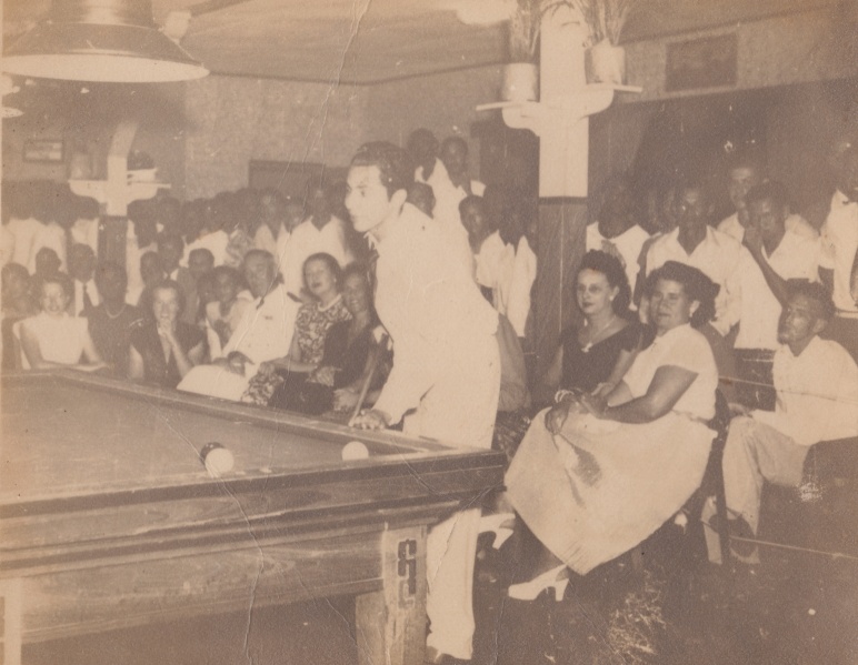 Bestand:Biljart 001.jpg