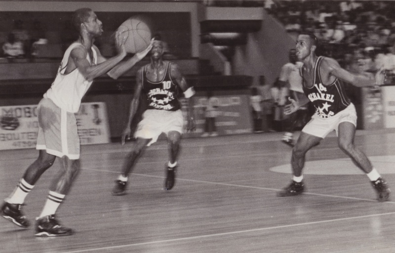 Bestand:Basketbal 010.jpg