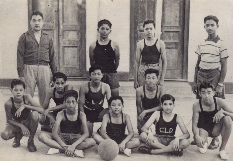 Bestand:Basketbal 001-resize.jpg