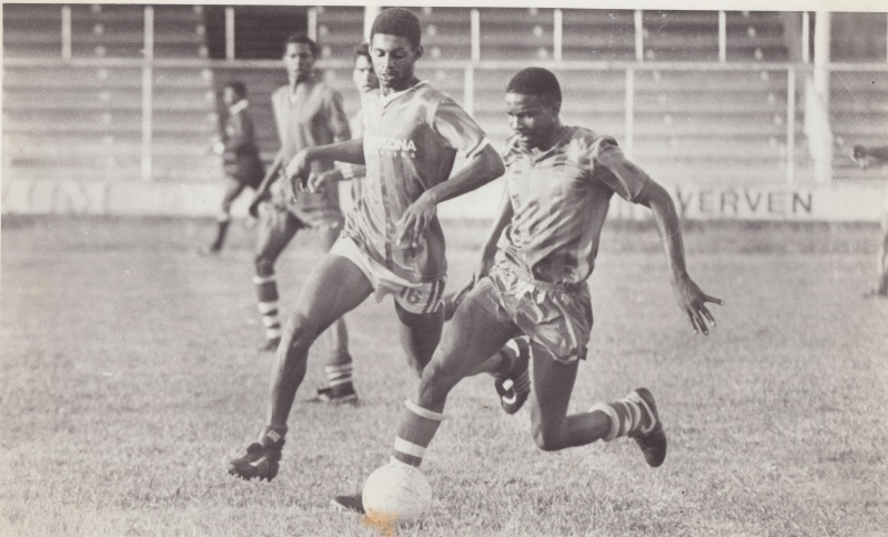 Bestand:Voetbal 057.jpg