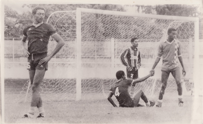 Bestand:Voetbal 043.jpg