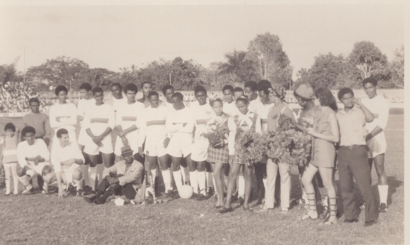 Bestand:Voetbal 038.jpg