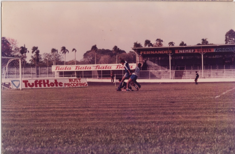 Bestand:Voetbal 035.jpg