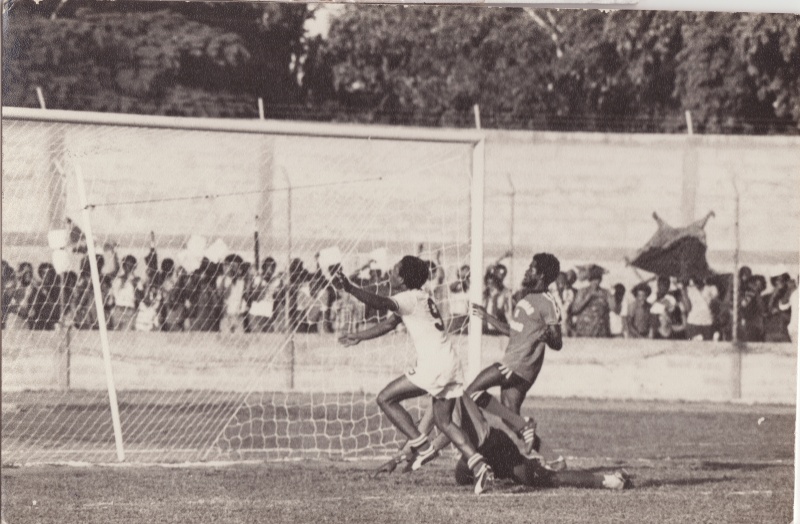 Bestand:Voetbal 075.jpg