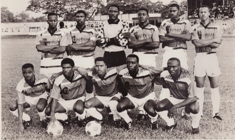 Bestand:Voetbal 058.jpg