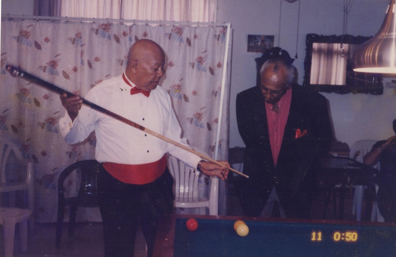 Bestand:Biljart 007.jpg