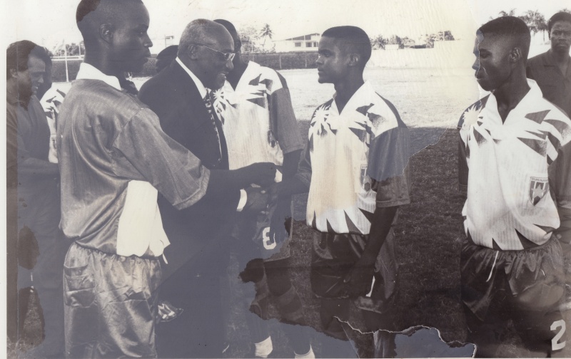 Bestand:Voetbal 040.jpg